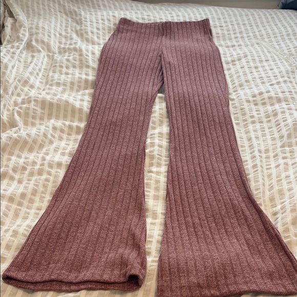 ZARA Ribbed Knit Flare Pant in Mauve - Picture 2 of 5